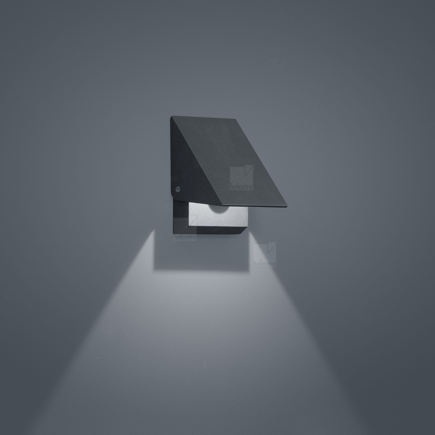 Helestra FREE  wall luminaire aluminium graphite