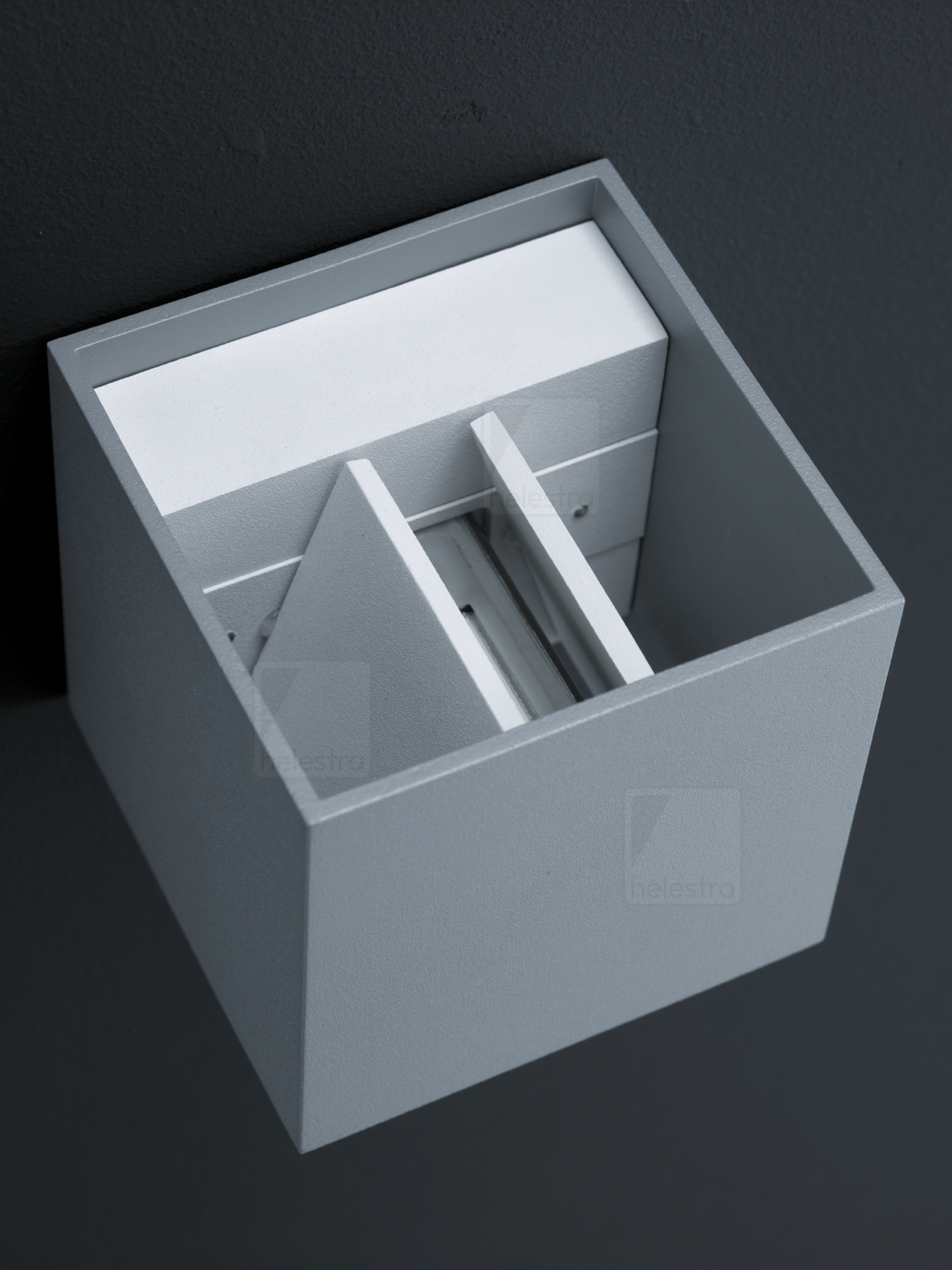 Helestra SIRI44  wall luminaire aluminium nickel mat