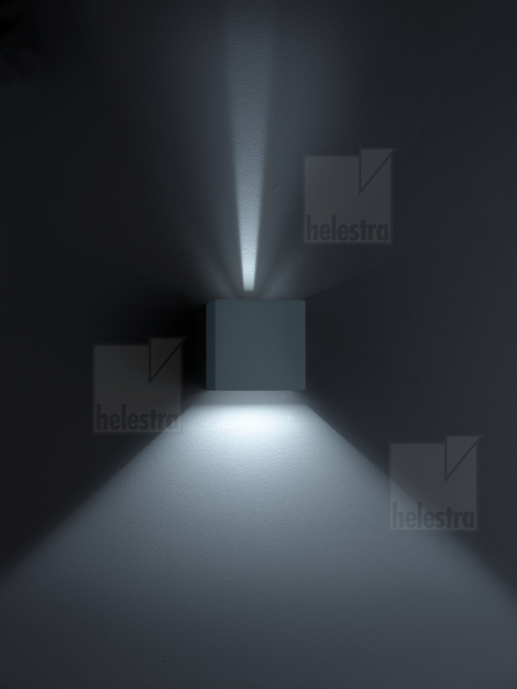 Helestra SIRI44  Wandleuchte Aluminium mattschwarz