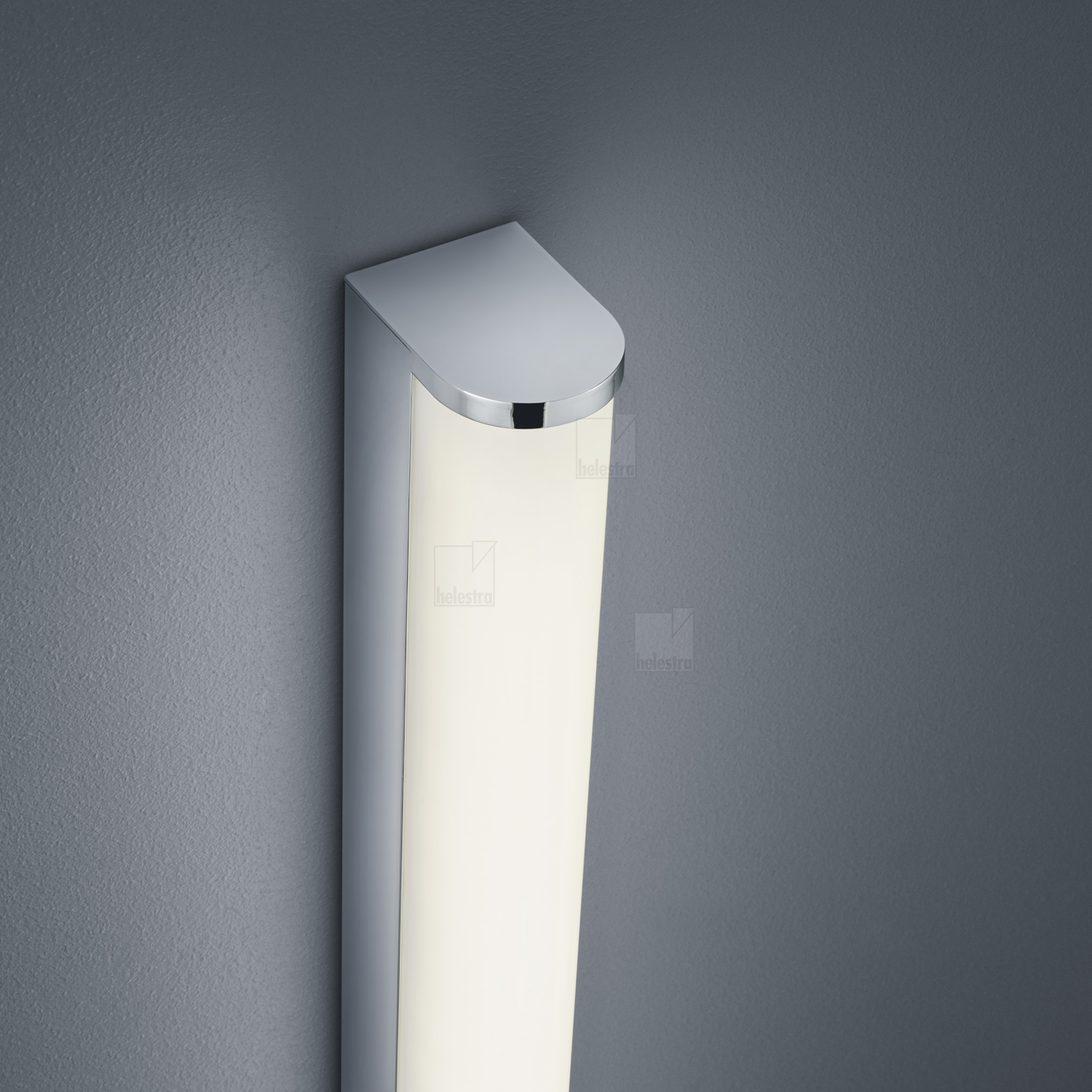 Helestra PONTO  lampada a parete alluminio cromato