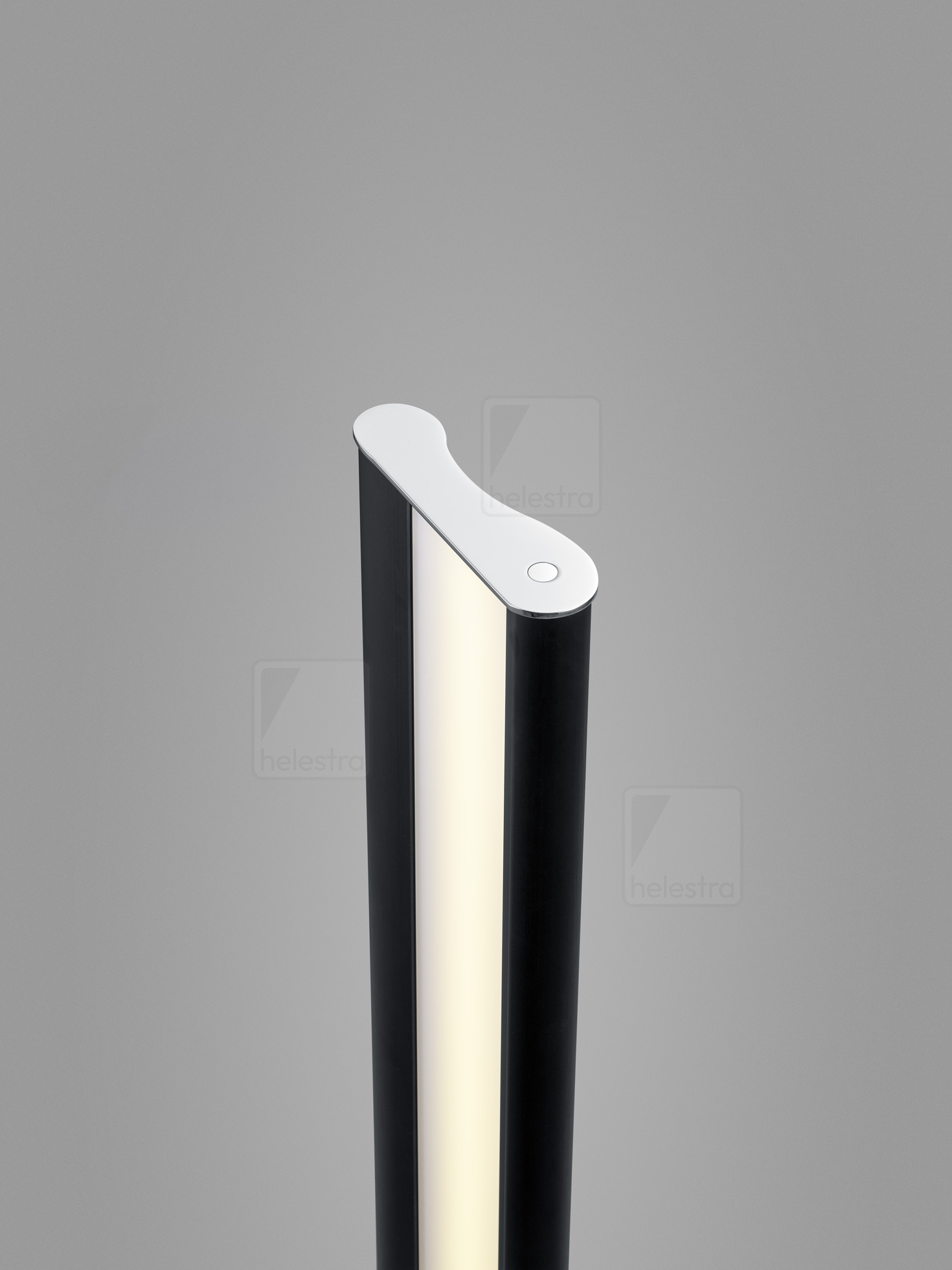 Helestra KURVO  Stehleuchte  mattschwarz - chrom