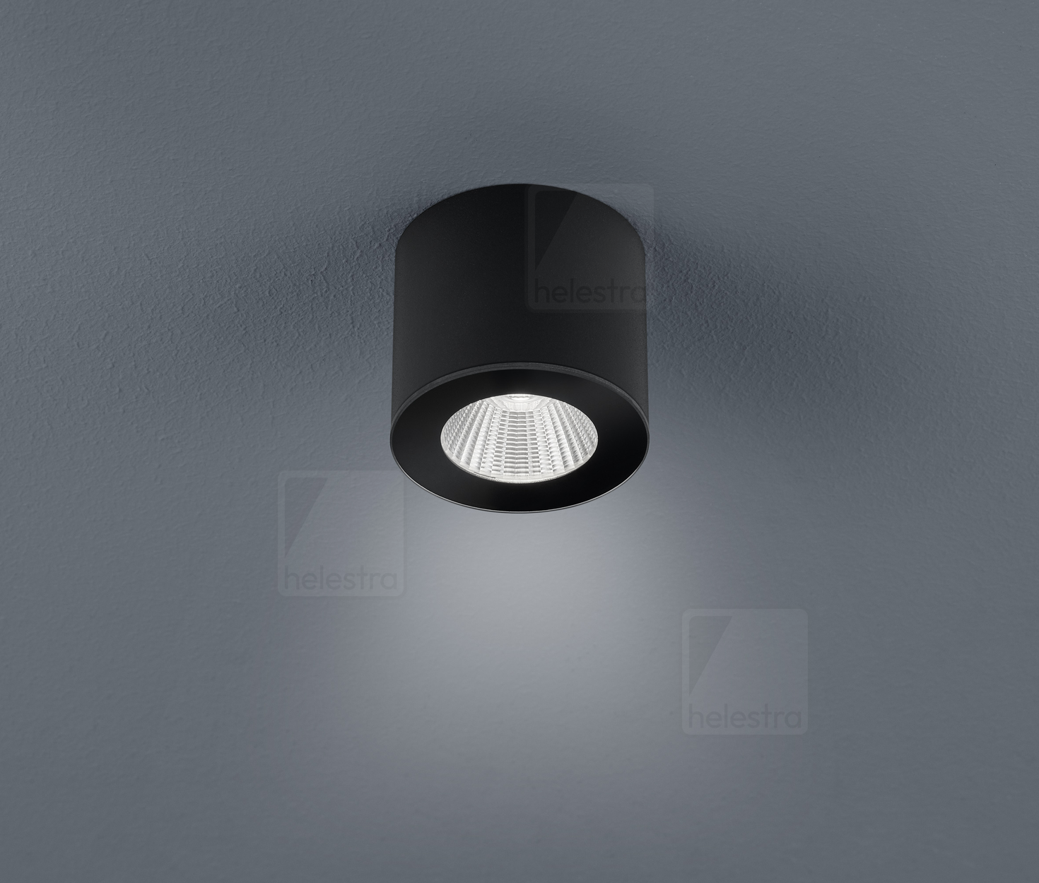 Helestra OSO  Deckenleuchte Aluminium mattschwarz