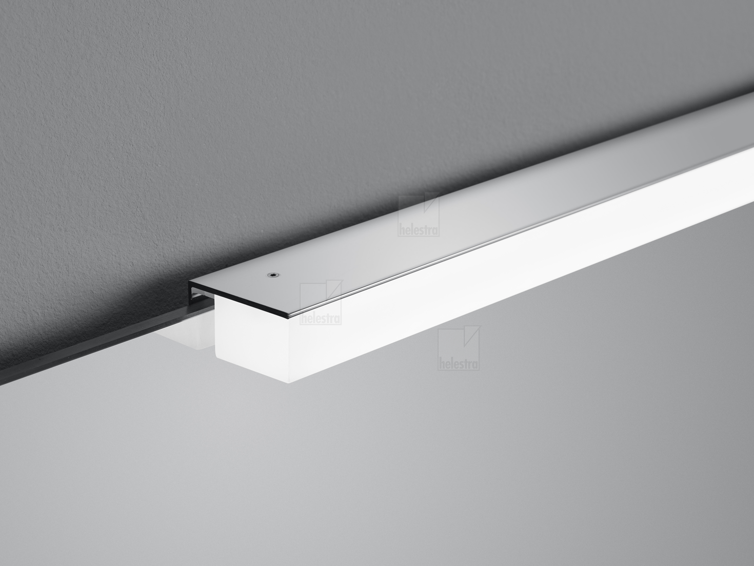 Helestra ONTA  applique aluminium chrome