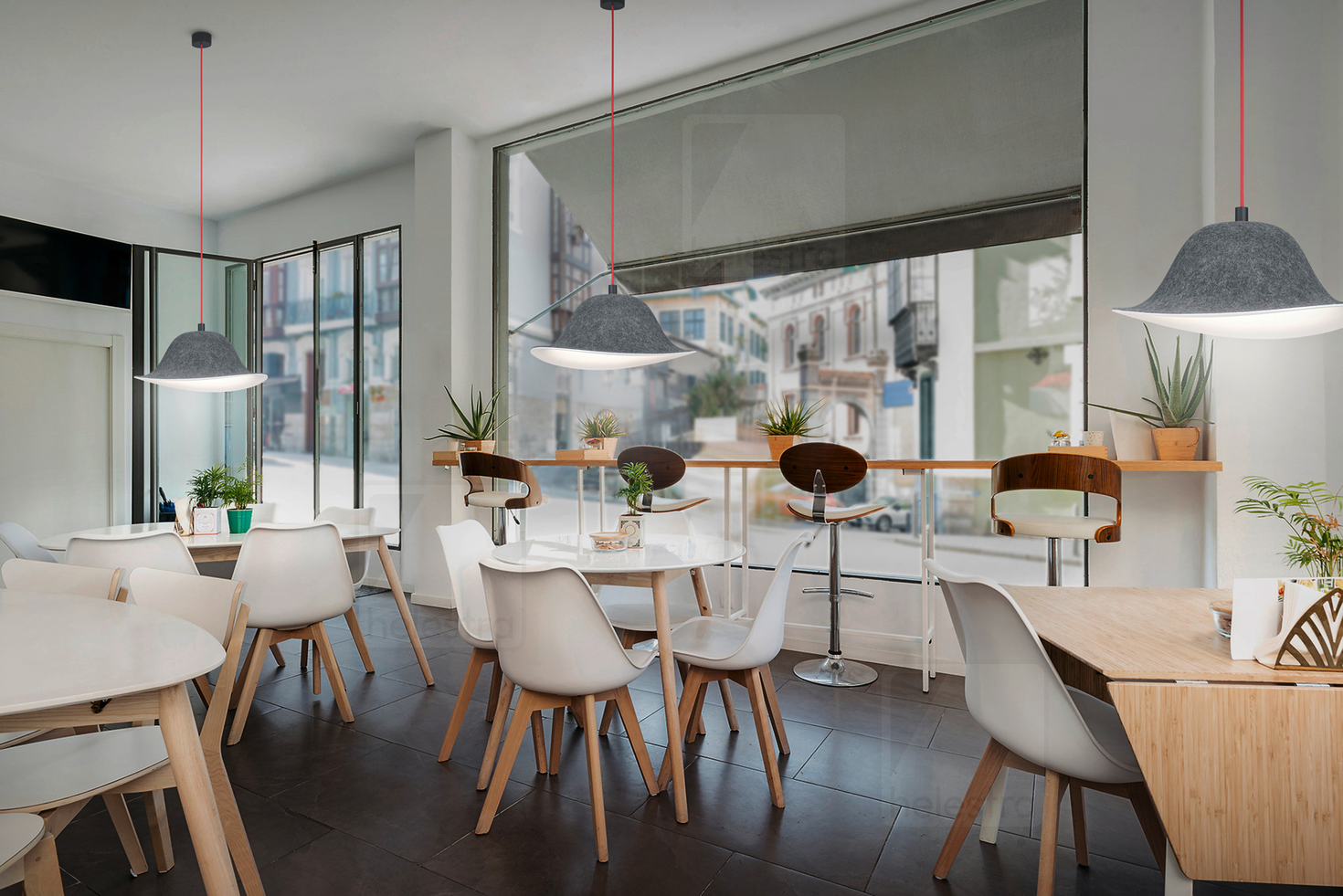 Helestra SEAM  pendant luminaire aluminium mat black