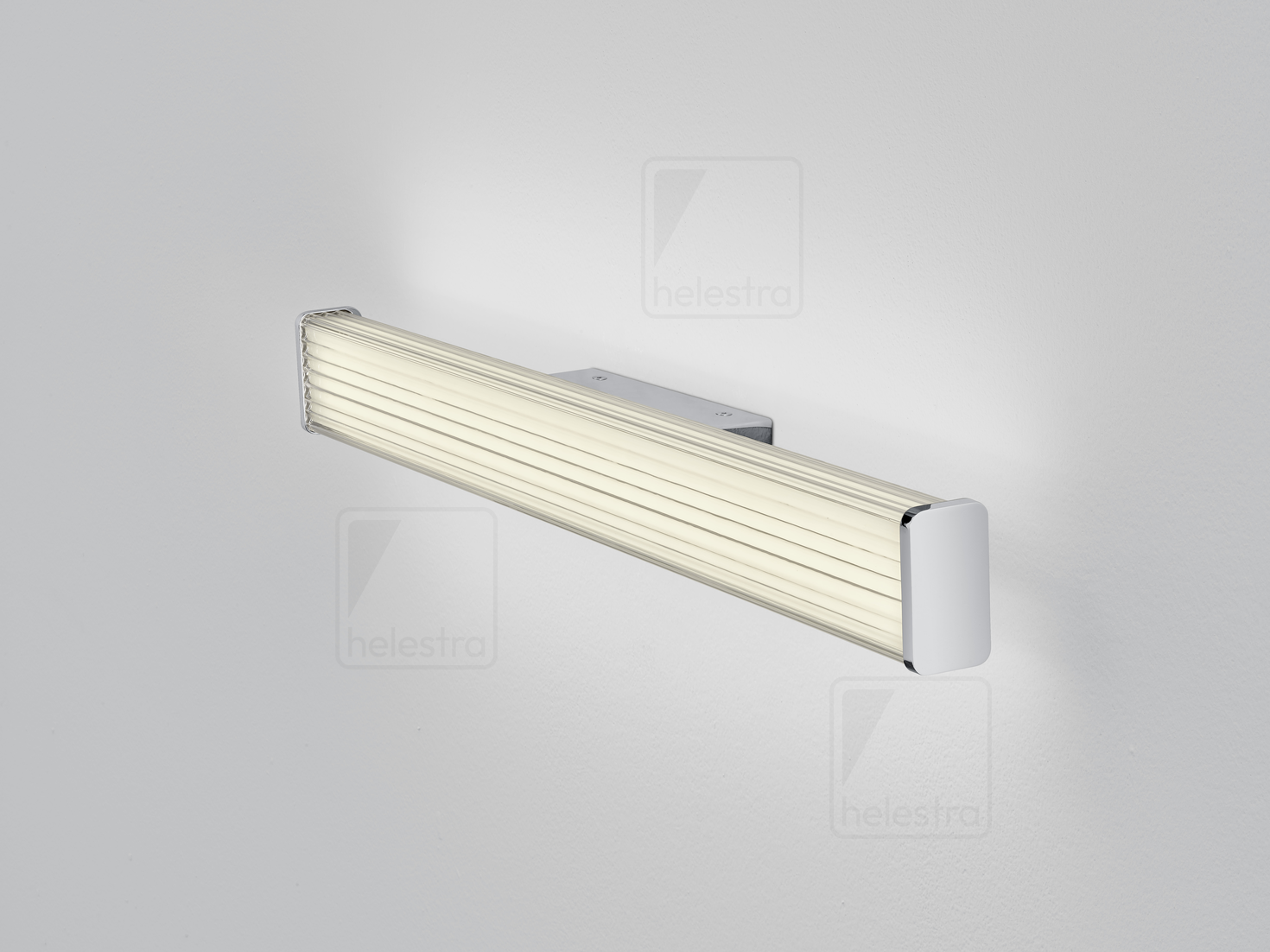 Helestra ISOU  lampada a parete acciaio cromato