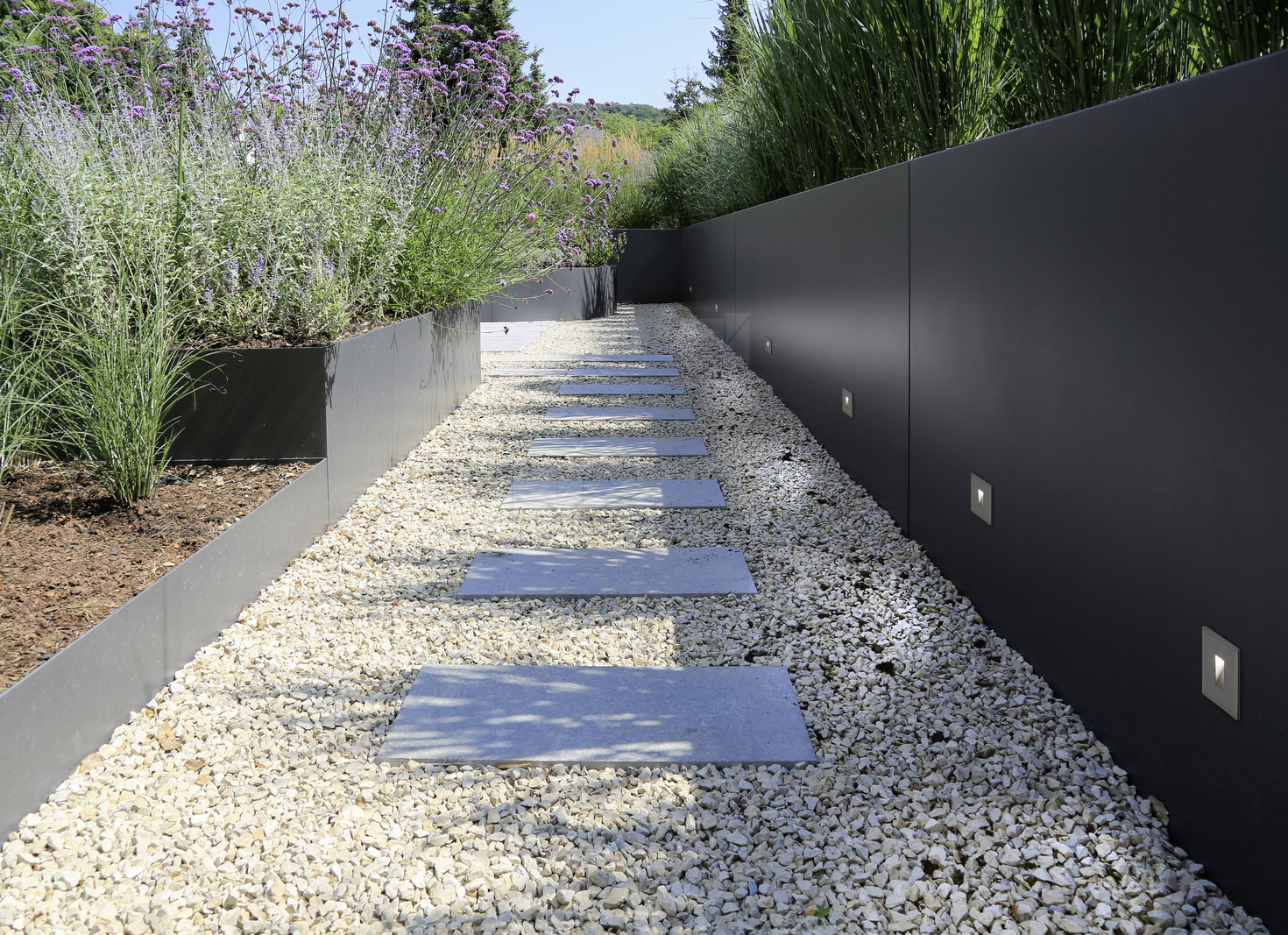Helestra SIN  wall-recessed luminaire aluminium graphite
