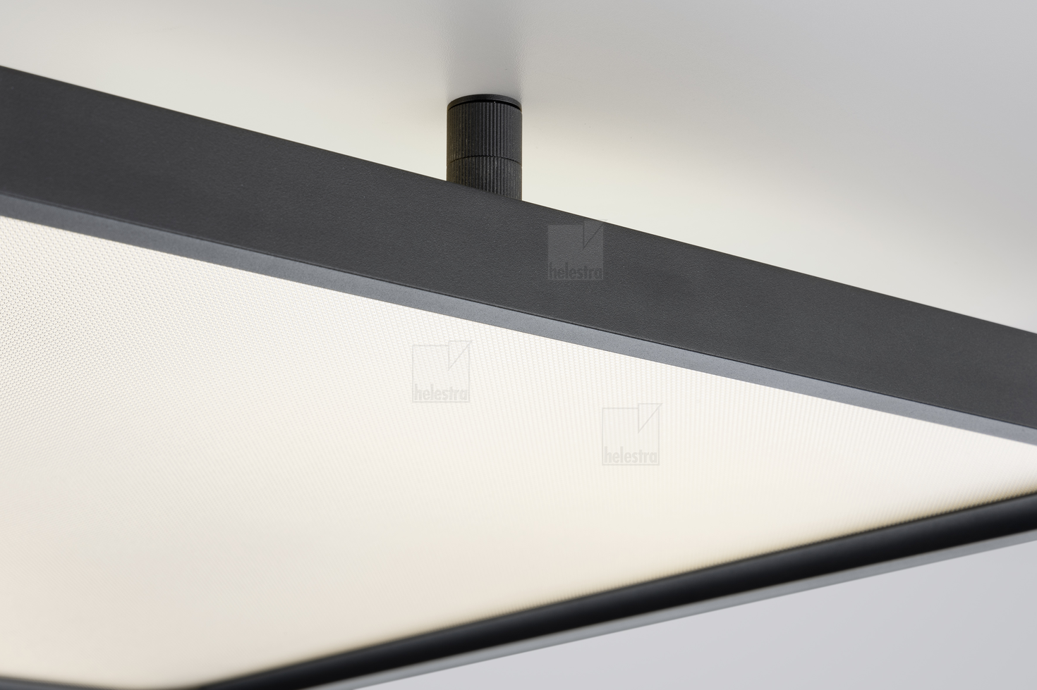 Helestra VIRTO  Plafonnier aluminium noir mat