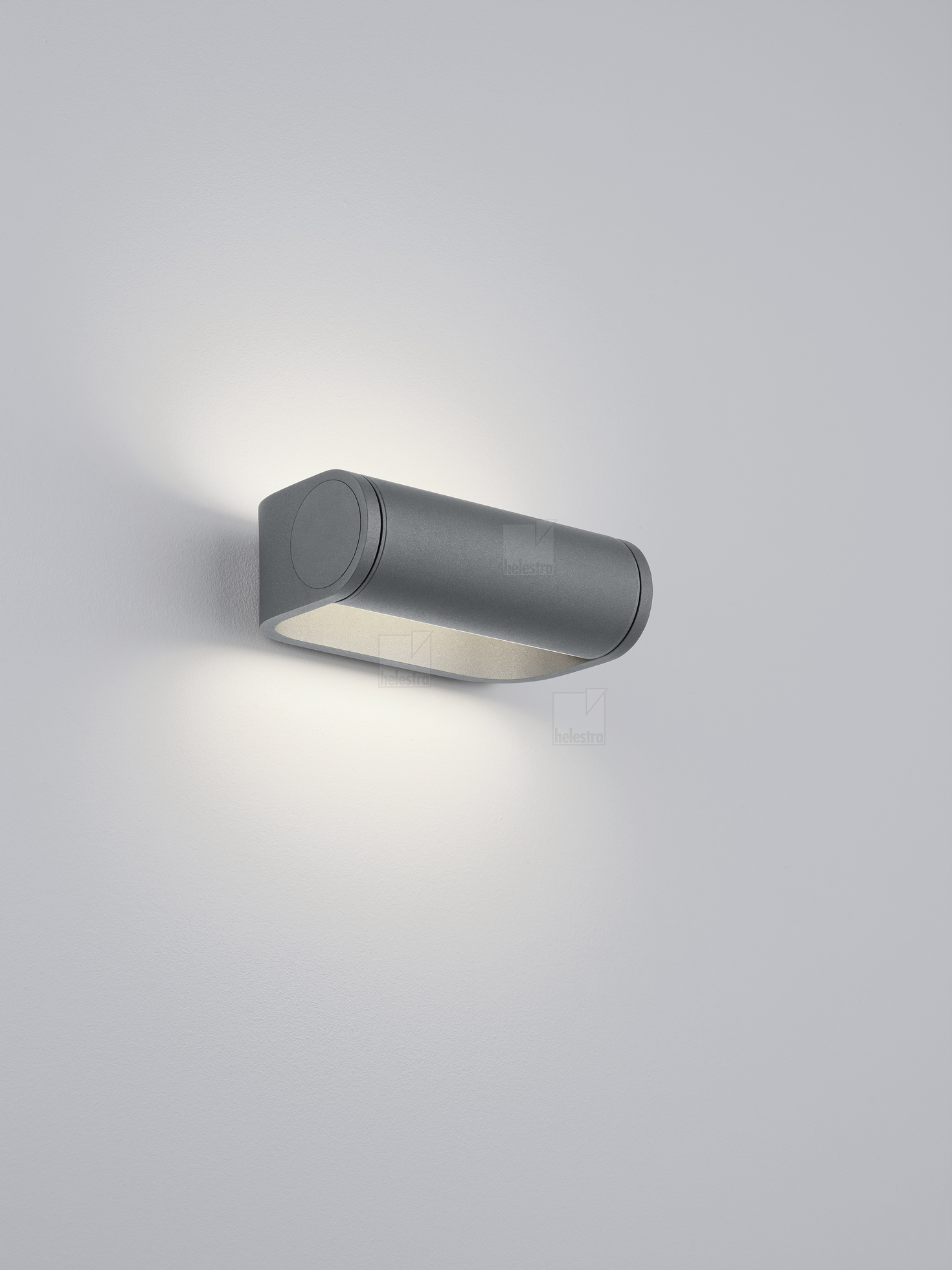 Helestra LUZ44  lampada a parete alluminio grafite