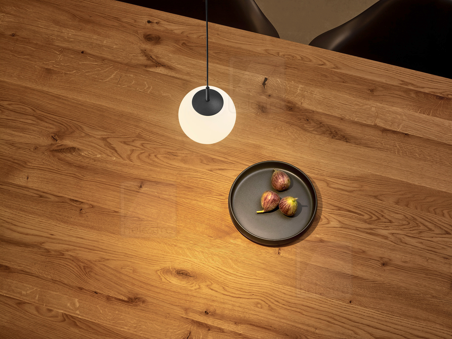 Helestra BONO  suspension lumineuse aluminium noir mat