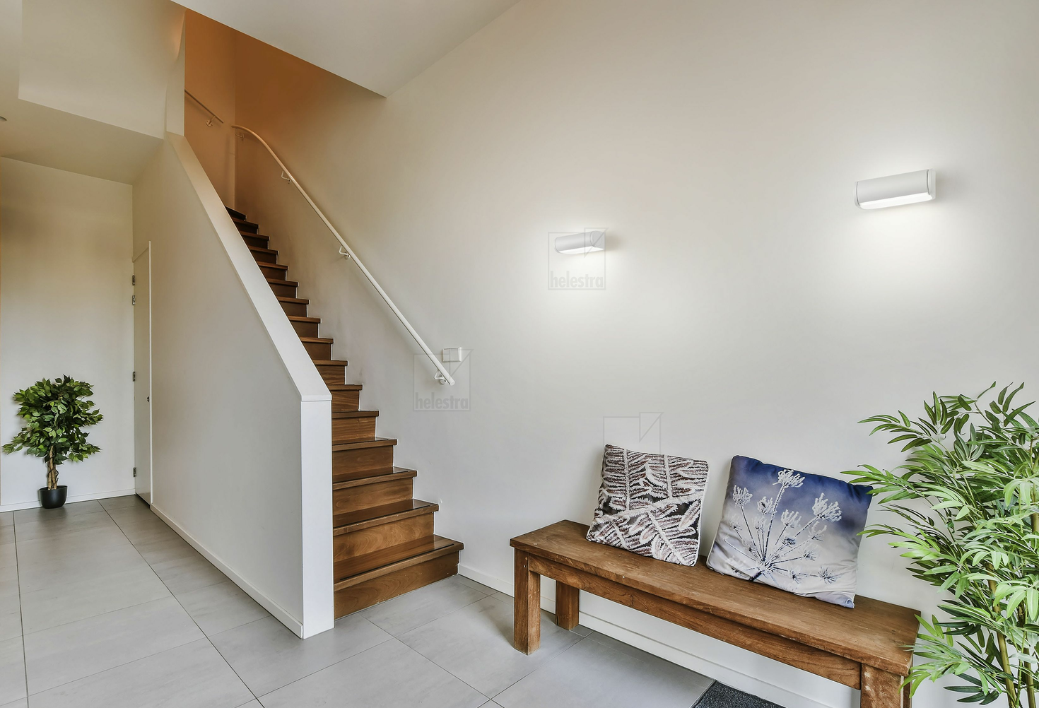 Helestra LUZ  applique aluminium blanc mat