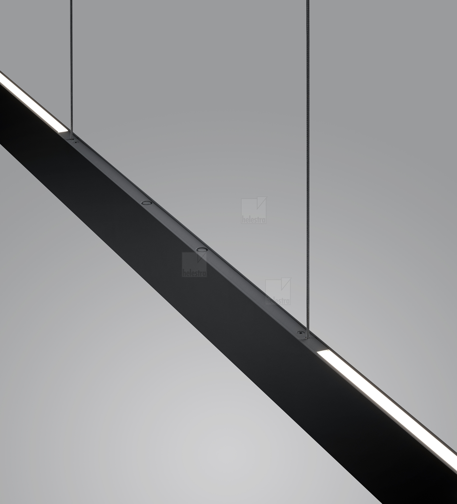Helestra VANA-M  suspension lumineuse aluminium noir mat