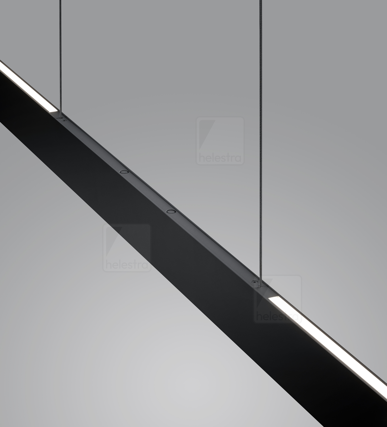 Helestra VANA-M  suspension lumineuse aluminium noir mat