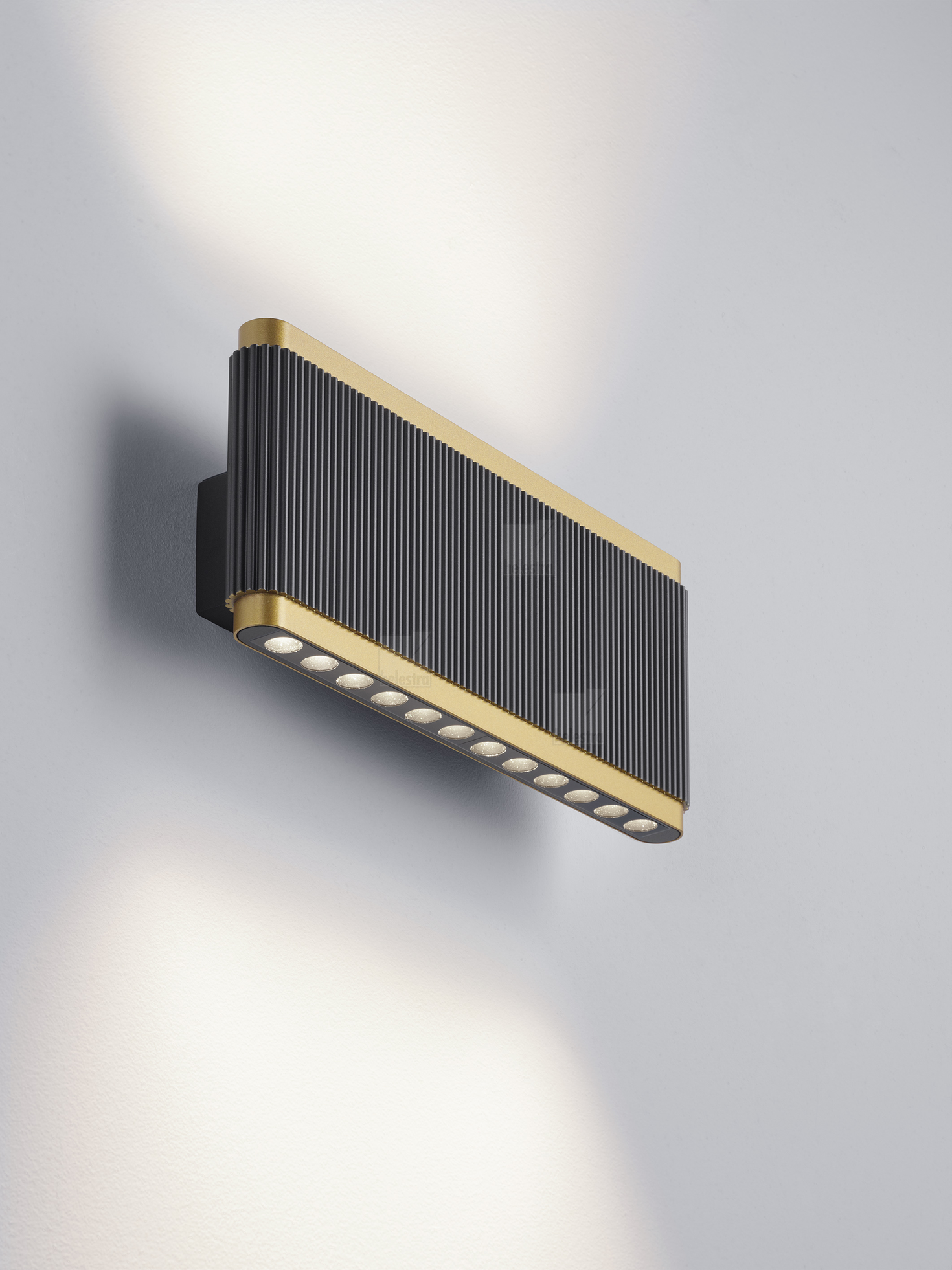 Helestra KOBE  applique aluminium noir - or