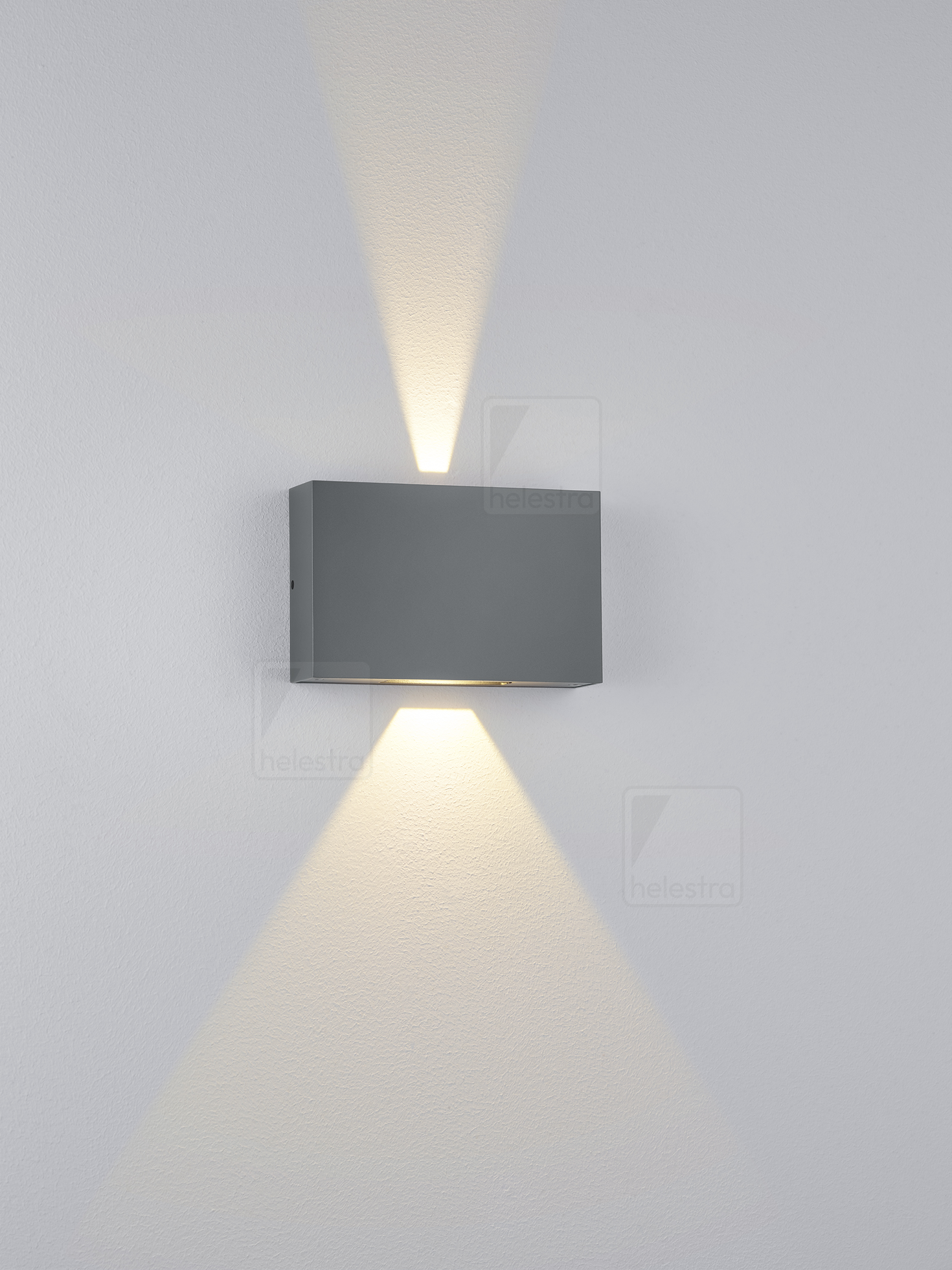 Helestra PARI  lampada a parete alluminio grafite