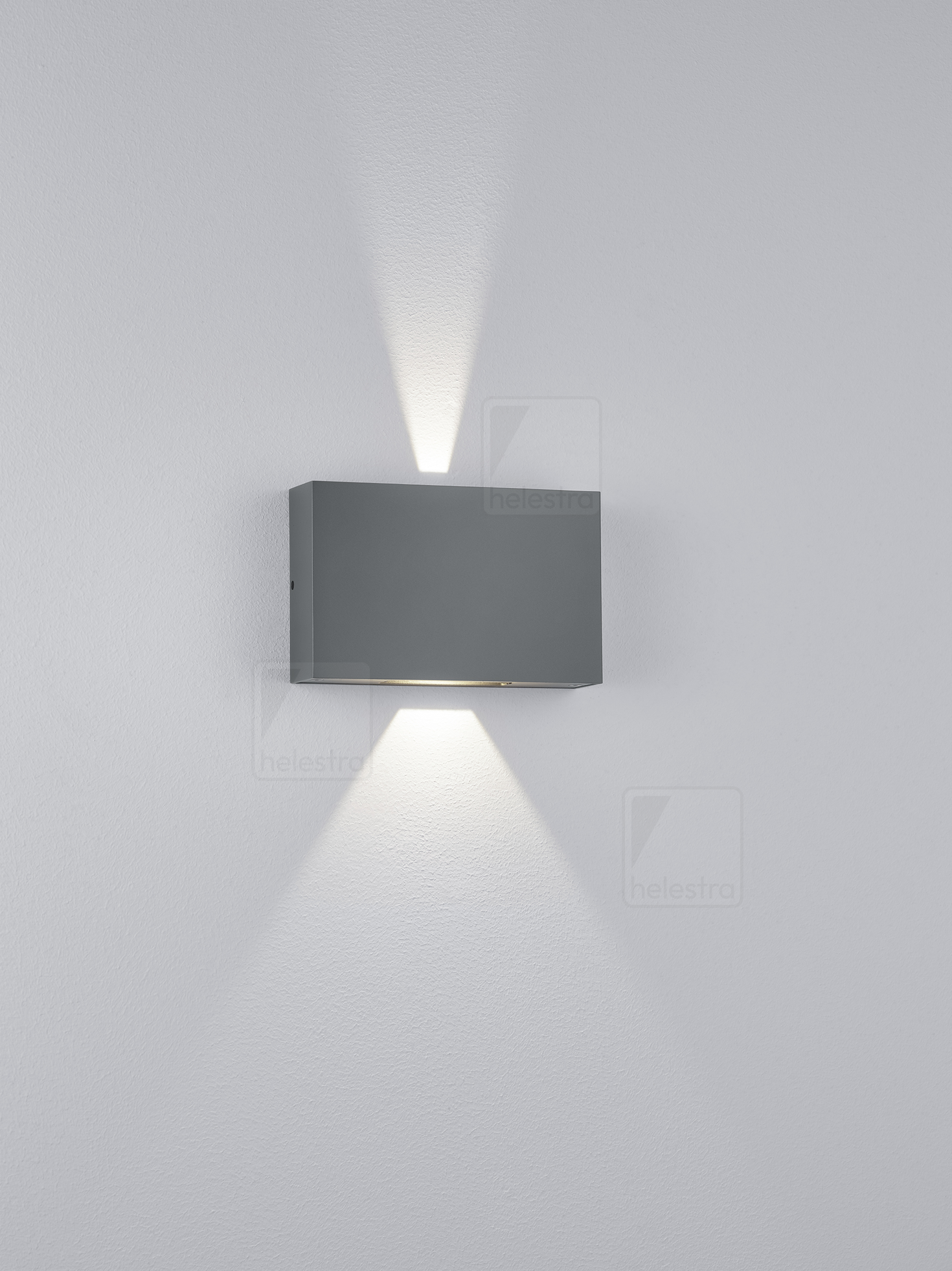 Helestra PARI  lampada a parete alluminio grafite